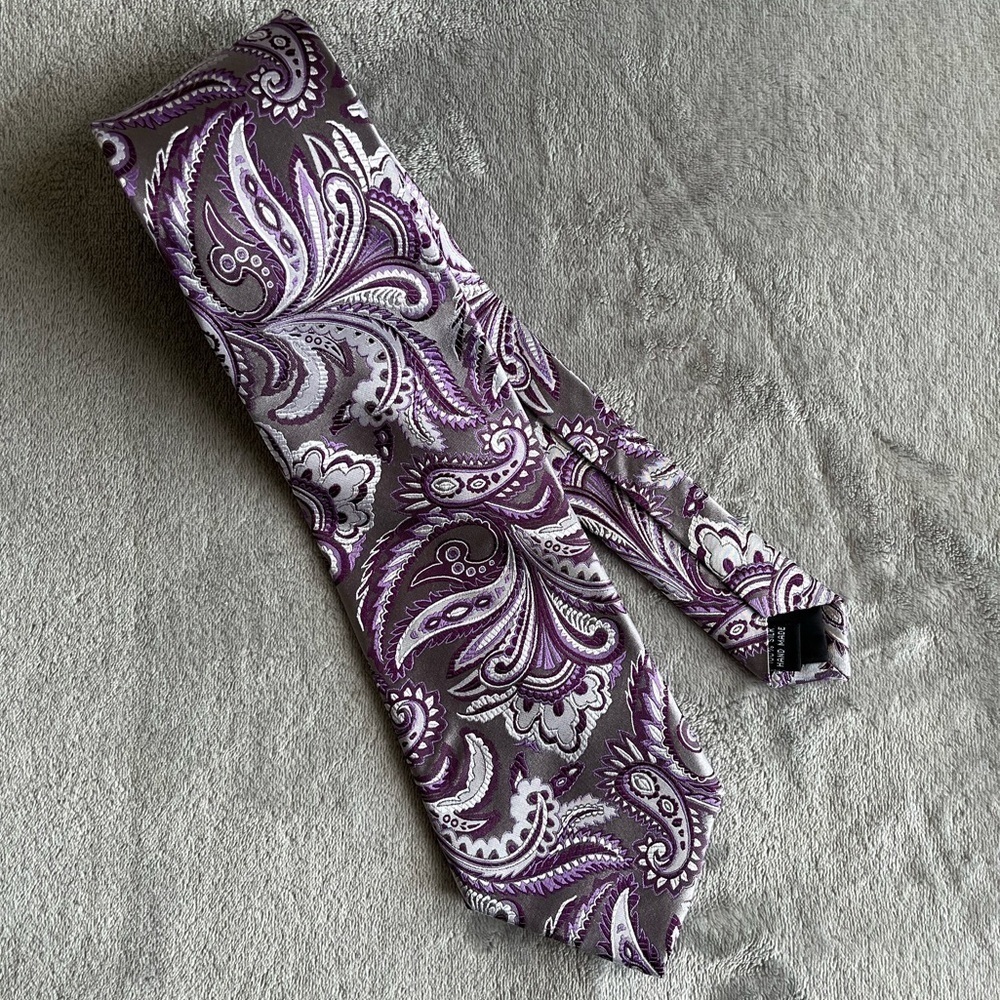 Massimo Ferre Purple Paisley Silk Handmade Tie